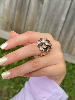 Couture Gold Floral Gold Ring